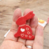 Magnet rouge avec des cœurs en forme de lapin Victoria Céramique