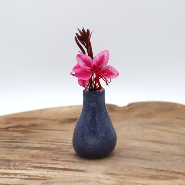 Mini vase en grès bleu