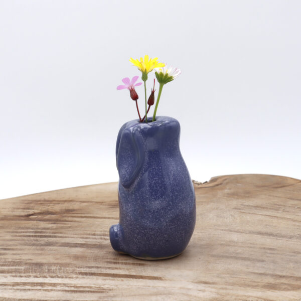 Vase en forme de lapin bleu en grès Victoria Céramique