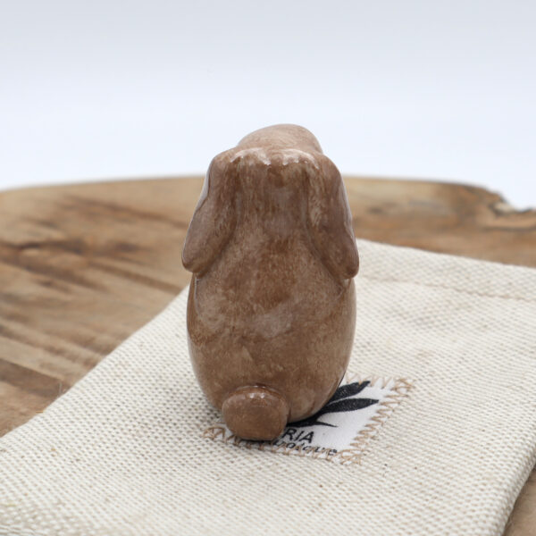 Lapin en céramique décoratif marron et blanc Victoria Céramique