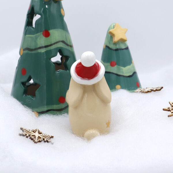 Lapin de Noël décoratif avec son paquet cadeau Victoria Céramique